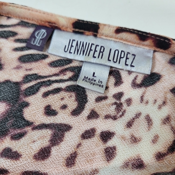 Jennifer Lopez Animal Print Sleeveless Blouse - Picture 7 of 7